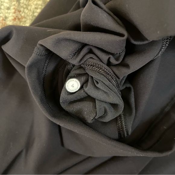 lululemon Wunder Train Tight *25" - Picture 4 of 4